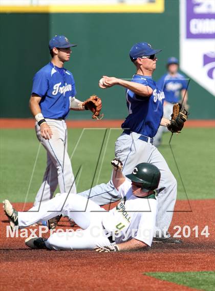 Thumbnail 2 in Andover vs Bishop Carroll (KSHSAA 5A Playoff) photogallery.