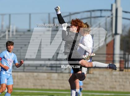 Thumbnail 2 in Lindale vs. Lumberton (Sulphur Springs 4A Elite Invitational) photogallery.