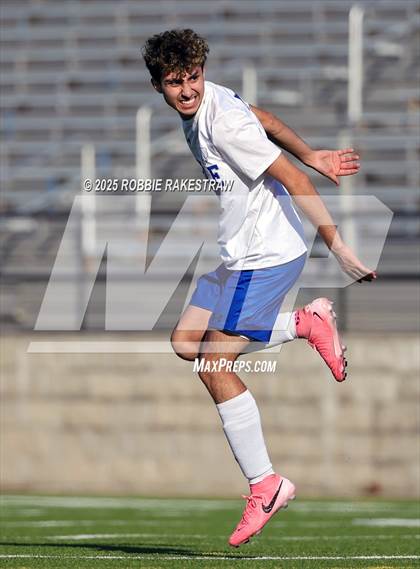 Thumbnail 2 in Lindale vs. Lumberton (Sulphur Springs 4A Elite Invitational) photogallery.