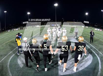 Thumbnail 3 in Jesuit vs. Lake Oswego (OSAA 6A Semifinal) photogallery.