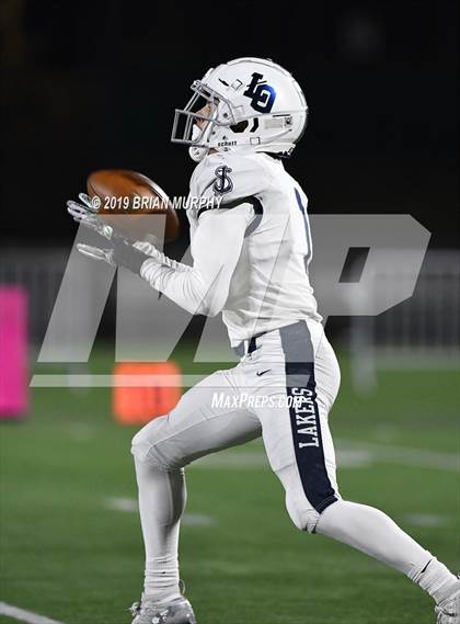 Thumbnail 1 in Jesuit vs. Lake Oswego (OSAA 6A Semifinal) photogallery.
