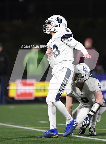 Thumbnail 3 in Jesuit vs. Lake Oswego (OSAA 6A Semifinal) photogallery.