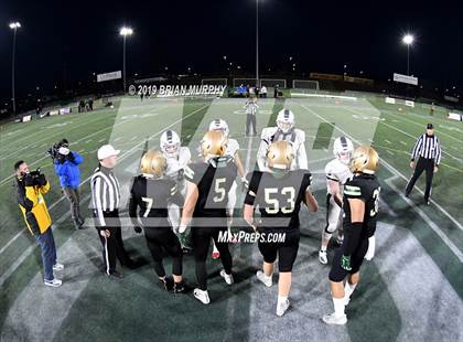 Thumbnail 1 in Jesuit vs. Lake Oswego (OSAA 6A Semifinal) photogallery.