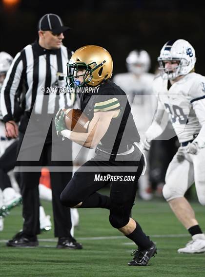 Thumbnail 3 in Jesuit vs. Lake Oswego (OSAA 6A Semifinal) photogallery.