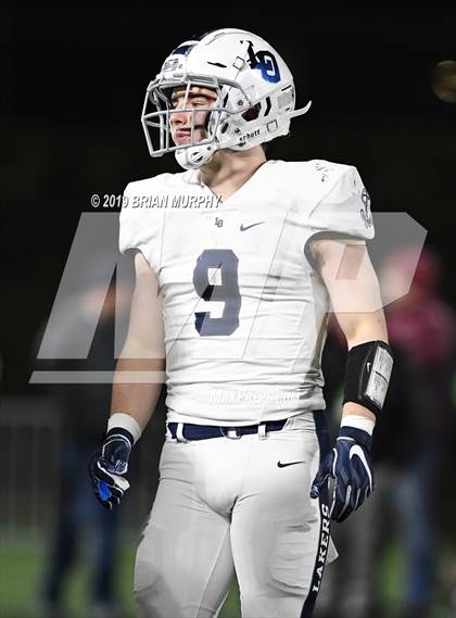 Thumbnail 2 in Jesuit vs. Lake Oswego (OSAA 6A Semifinal) photogallery.