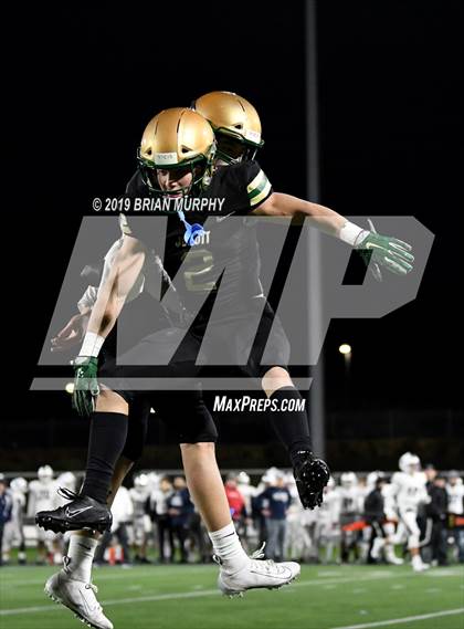 Thumbnail 1 in Jesuit vs. Lake Oswego (OSAA 6A Semifinal) photogallery.