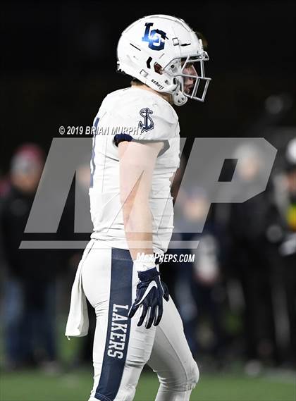 Thumbnail 3 in Jesuit vs. Lake Oswego (OSAA 6A Semifinal) photogallery.