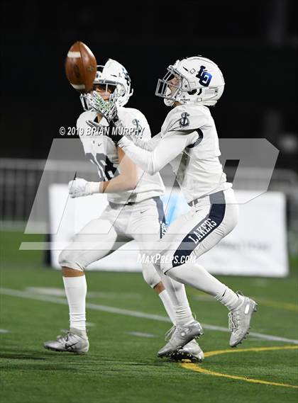 Thumbnail 1 in Jesuit vs. Lake Oswego (OSAA 6A Semifinal) photogallery.