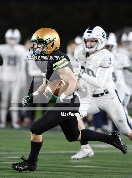 Thumbnail 2 in Jesuit vs. Lake Oswego (OSAA 6A Semifinal) photogallery.