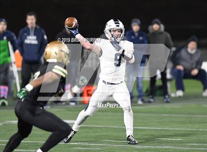 Thumbnail 3 in Jesuit vs. Lake Oswego (OSAA 6A Semifinal) photogallery.