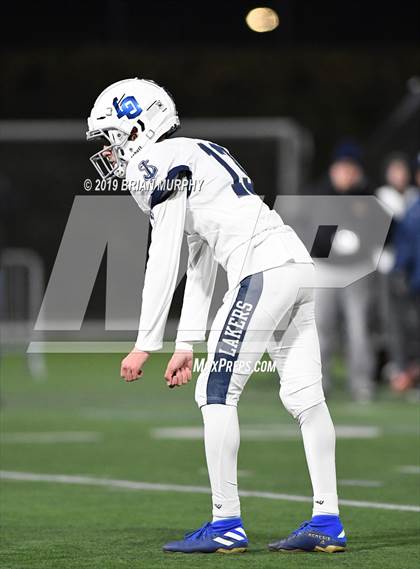 Thumbnail 2 in Jesuit vs. Lake Oswego (OSAA 6A Semifinal) photogallery.
