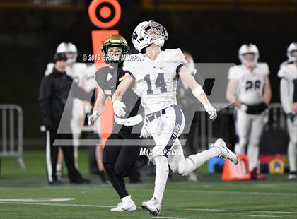 Thumbnail 1 in Jesuit vs. Lake Oswego (OSAA 6A Semifinal) photogallery.