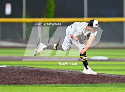Thumbnail 2 in Cypress Woods vs. Klein Oak (UIL 6A Region 2 Quarterfinals Playoff - Game 2) photogallery.