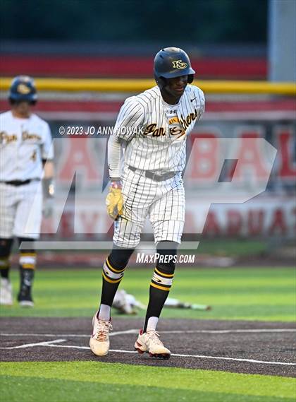 Thumbnail 2 in Cypress Woods vs. Klein Oak (UIL 6A Region 2 Quarterfinals Playoff - Game 2) photogallery.