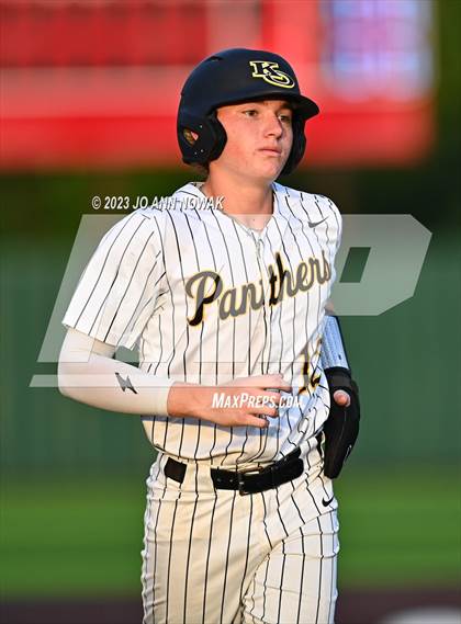 Thumbnail 3 in Cypress Woods vs. Klein Oak (UIL 6A Region 2 Quarterfinals Playoff - Game 2) photogallery.