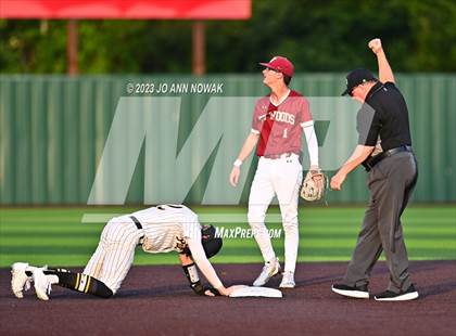 Thumbnail 3 in Cypress Woods vs. Klein Oak (UIL 6A Region 2 Quarterfinals Playoff - Game 2) photogallery.