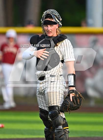 Thumbnail 2 in Cypress Woods vs. Klein Oak (UIL 6A Region 2 Quarterfinals Playoff - Game 2) photogallery.
