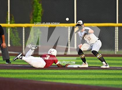 Thumbnail 1 in Cypress Woods vs. Klein Oak (UIL 6A Region 2 Quarterfinals Playoff - Game 2) photogallery.