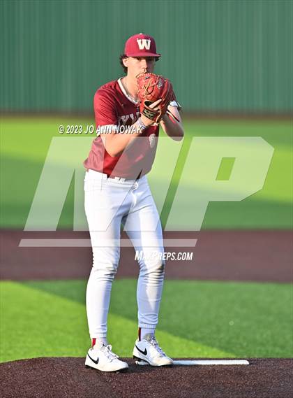 Thumbnail 3 in Cypress Woods vs. Klein Oak (UIL 6A Region 2 Quarterfinals Playoff - Game 2) photogallery.