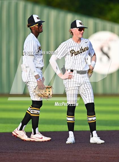 Thumbnail 2 in Cypress Woods vs. Klein Oak (UIL 6A Region 2 Quarterfinals Playoff - Game 2) photogallery.