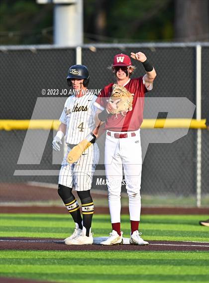 Thumbnail 3 in Cypress Woods vs. Klein Oak (UIL 6A Region 2 Quarterfinals Playoff - Game 2) photogallery.