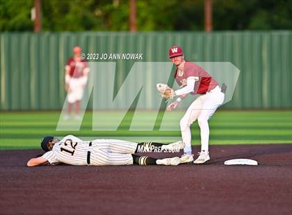 Thumbnail 3 in Cypress Woods vs. Klein Oak (UIL 6A Region 2 Quarterfinals Playoff - Game 2) photogallery.