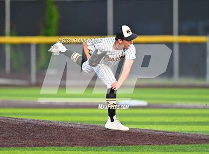 Thumbnail 3 in Cypress Woods vs. Klein Oak (UIL 6A Region 2 Quarterfinals Playoff - Game 2) photogallery.