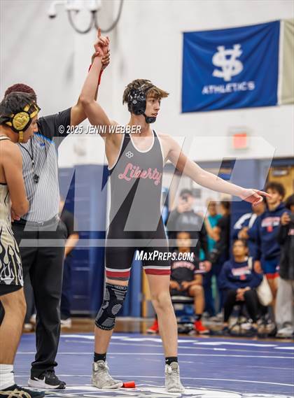 Thumbnail 3 in Liberty vs Spring Mountain (Spring Valley Duals) photogallery.