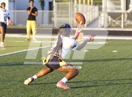 Thumbnail 1 in Sumner @ Lennard (FHSAA 4AD8 Semifinal) photogallery.