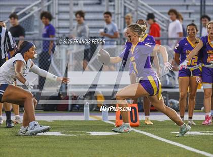 Thumbnail 1 in Sumner @ Lennard (FHSAA 4AD8 Semifinal) photogallery.