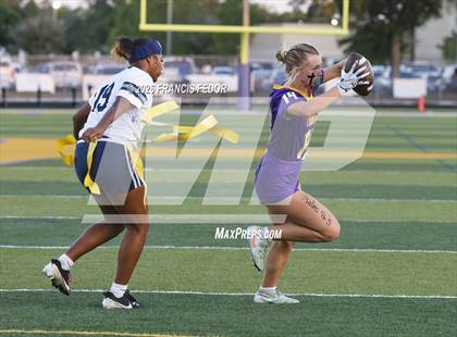 Thumbnail 1 in Sumner @ Lennard (FHSAA 4AD8 Semifinal) photogallery.