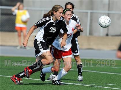 Thumbnail 1 in Fleetwood vs Lancaster Mennonite (PIAA AA Semifinals) photogallery.