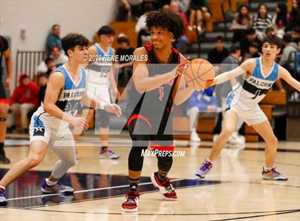 Thumbnail 1 in Lakewood vs Crescenta Valley (CIF SS Div 2AA Round 1 Playoff) photogallery.