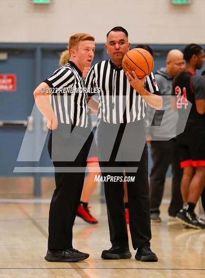 Thumbnail 3 in Lakewood vs Crescenta Valley (CIF SS Div 2AA Round 1 Playoff) photogallery.
