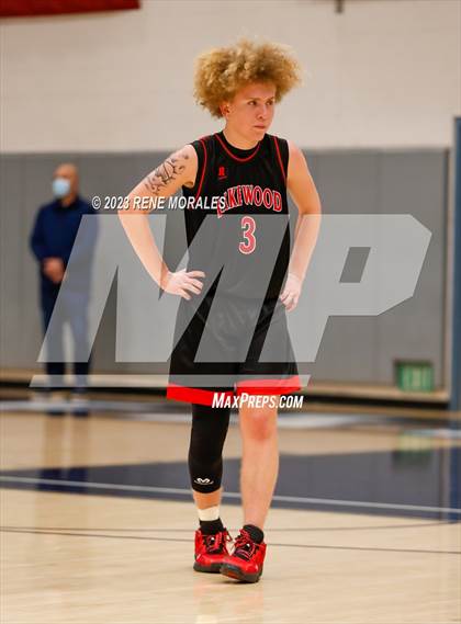 Thumbnail 1 in Lakewood vs Crescenta Valley (CIF SS Div 2AA Round 1 Playoff) photogallery.