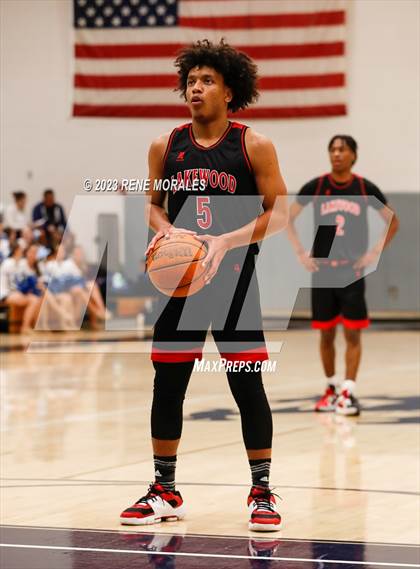 Thumbnail 1 in Lakewood vs Crescenta Valley (CIF SS Div 2AA Round 1 Playoff) photogallery.