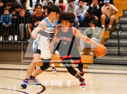 Thumbnail 1 in Lakewood vs Crescenta Valley (CIF SS Div 2AA Round 1 Playoff) photogallery.