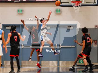 Thumbnail 2 in Lakewood vs Crescenta Valley (CIF SS Div 2AA Round 1 Playoff) photogallery.