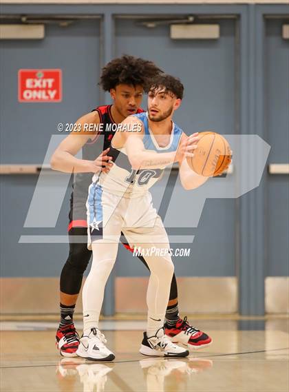 Thumbnail 1 in Lakewood vs Crescenta Valley (CIF SS Div 2AA Round 1 Playoff) photogallery.