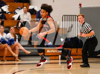 Thumbnail 3 in Lakewood vs Crescenta Valley (CIF SS Div 2AA Round 1 Playoff) photogallery.