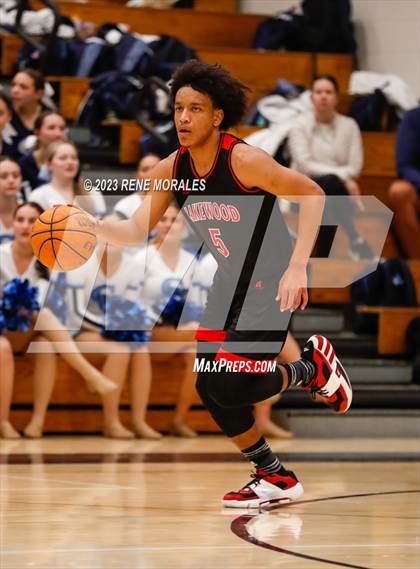 Thumbnail 3 in Lakewood vs Crescenta Valley (CIF SS Div 2AA Round 1 Playoff) photogallery.