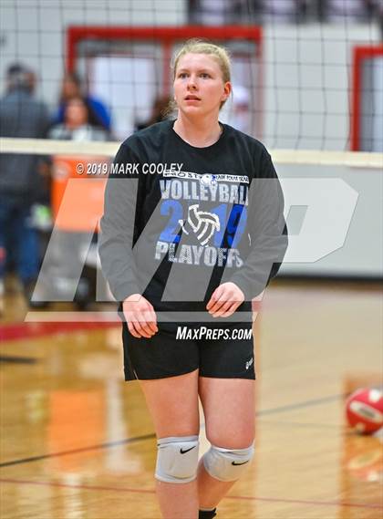 Thumbnail 3 in Frost vs. Rapoport Academy (UIL 2A Bi-District) photogallery.