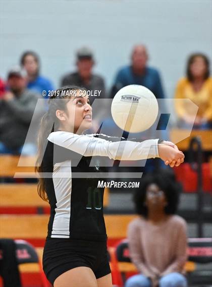 Thumbnail 3 in Frost vs. Rapoport Academy (UIL 2A Bi-District) photogallery.