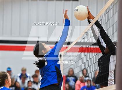 Thumbnail 1 in Frost vs. Rapoport Academy (UIL 2A Bi-District) photogallery.