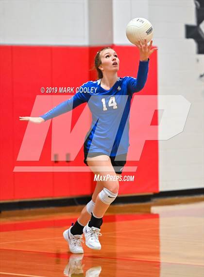 Thumbnail 1 in Frost vs. Rapoport Academy (UIL 2A Bi-District) photogallery.