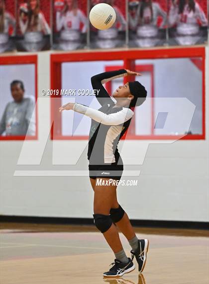 Thumbnail 3 in Frost vs. Rapoport Academy (UIL 2A Bi-District) photogallery.