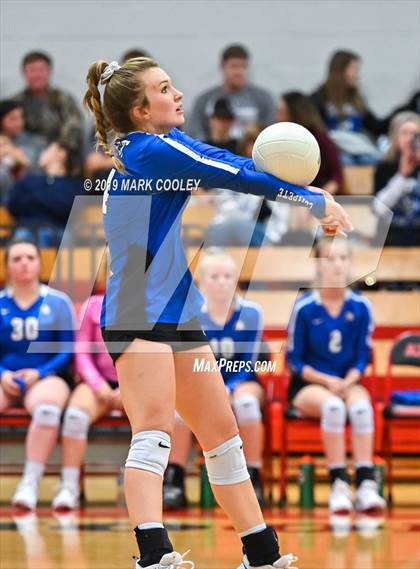 Thumbnail 2 in Frost vs. Rapoport Academy (UIL 2A Bi-District) photogallery.