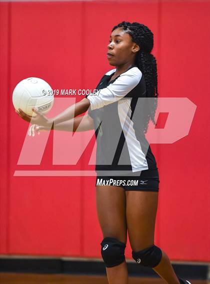Thumbnail 1 in Frost vs. Rapoport Academy (UIL 2A Bi-District) photogallery.