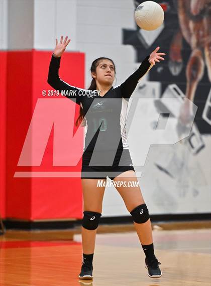 Thumbnail 3 in Frost vs. Rapoport Academy (UIL 2A Bi-District) photogallery.