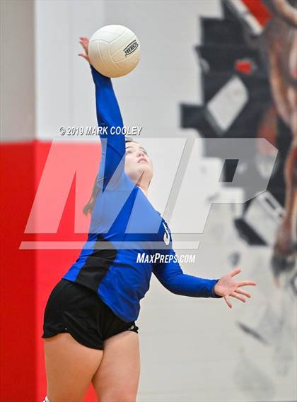 Thumbnail 2 in Frost vs. Rapoport Academy (UIL 2A Bi-District) photogallery.